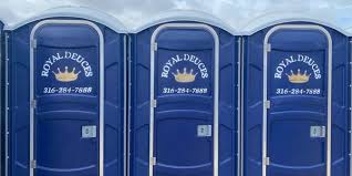 Best Deluxe Portable Toilet Rental  in Lincoln Heights, OH